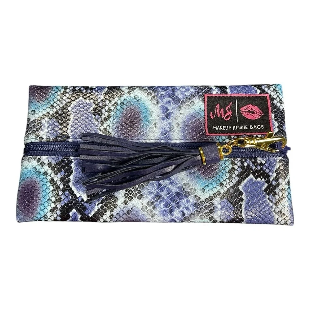 Stylish Makeup Junkie Bag – Snake Print